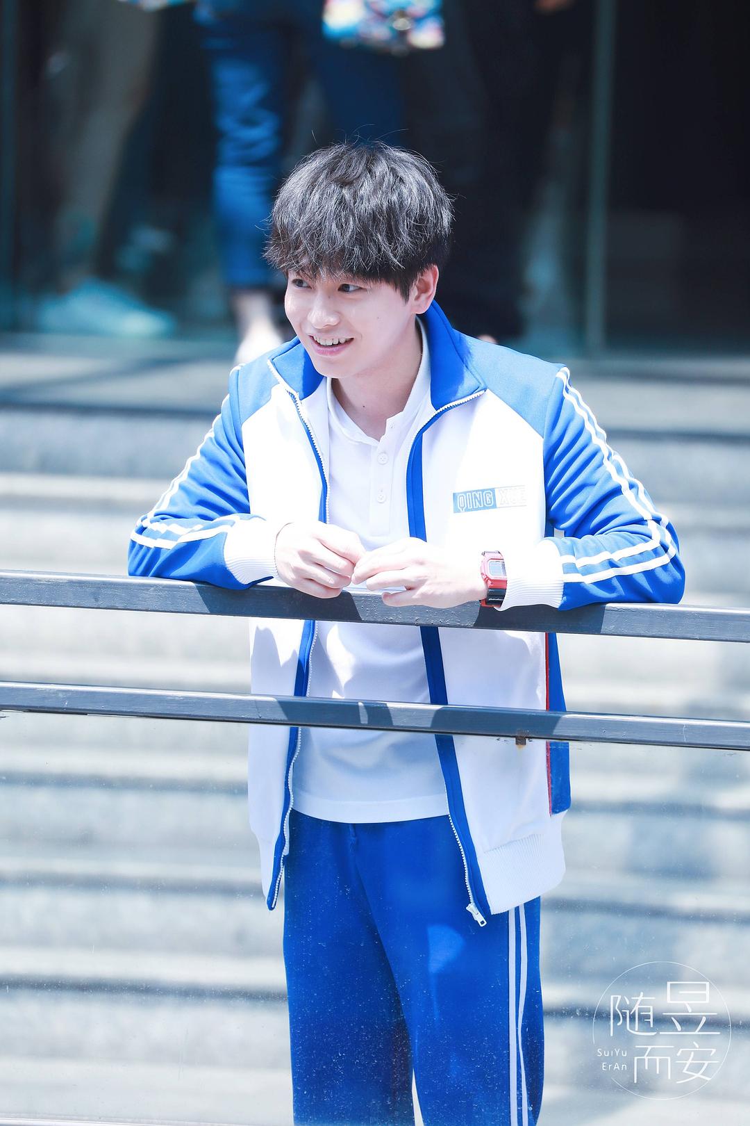 彭昱畅录制快本