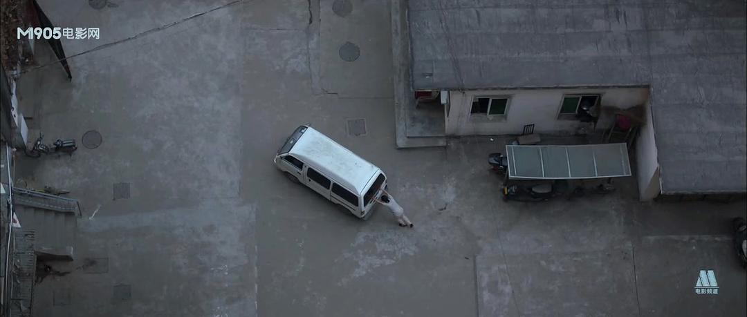 《万箭穿心》剧照第30张图片