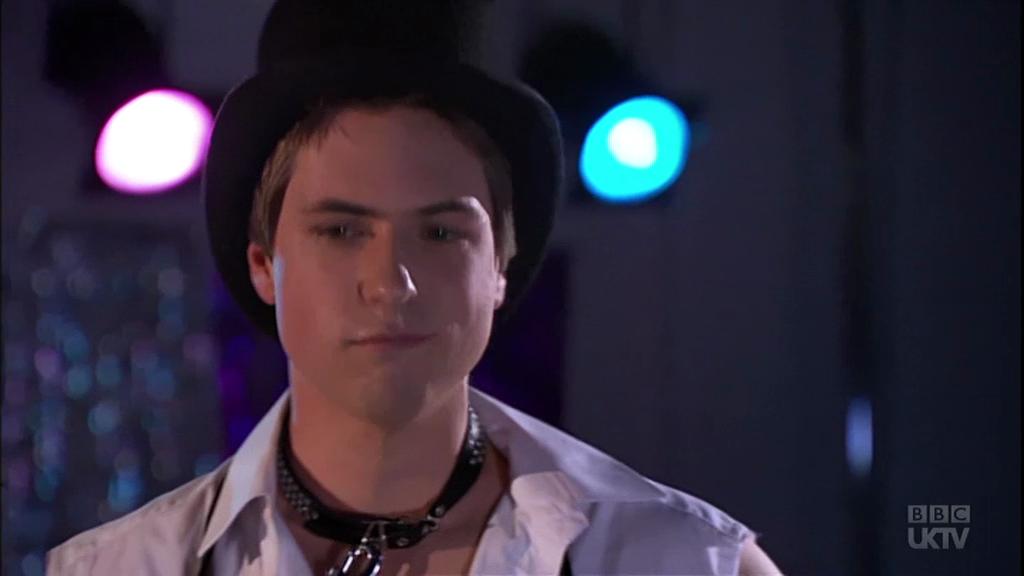 《中间人第三季》剧照