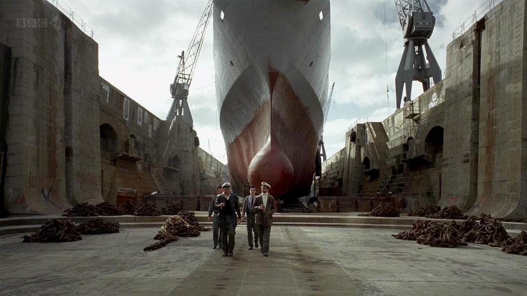 《拉科尼亚号的沉没》海报第53张图片 《拉科尼亚号的沉没》海报第53张图片