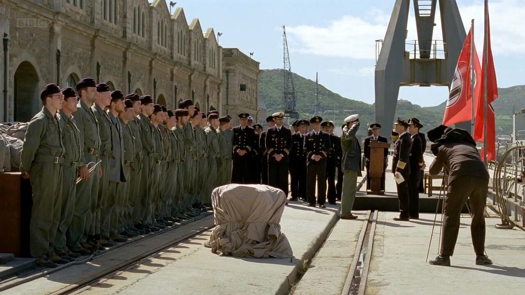 《拉科尼亚号的沉没》海报第41张图片 《拉科尼亚号的沉没》海报第41张图片