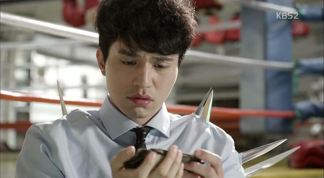 《钢铁人》剧照第48张图片