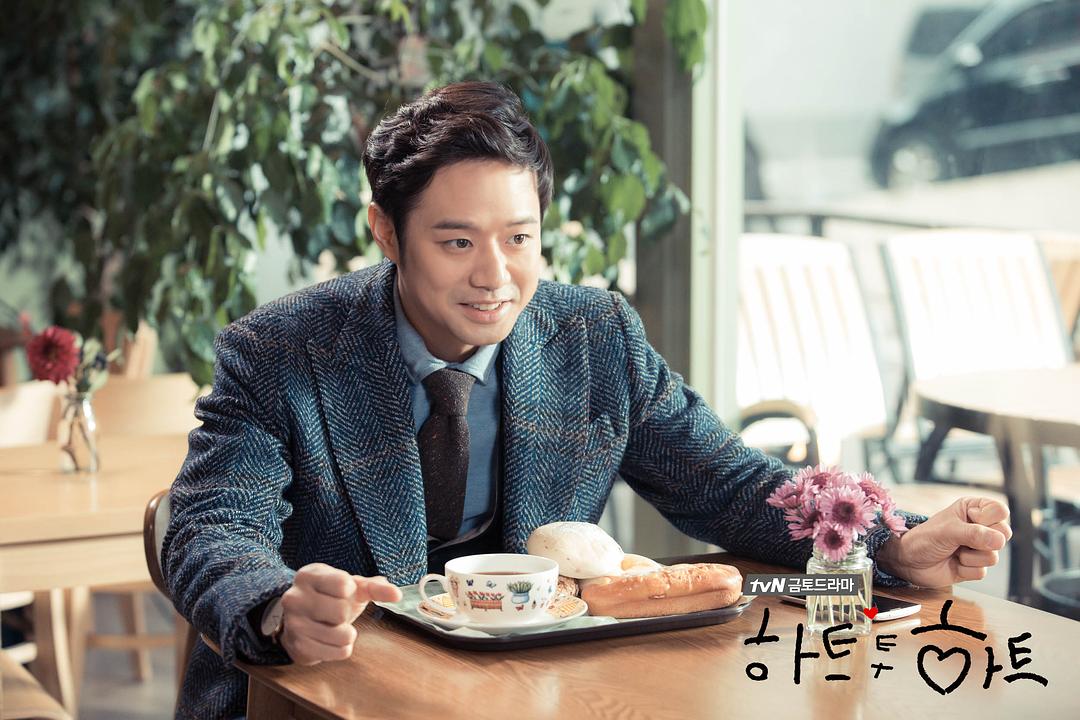 《心连心》剧照第49张图片