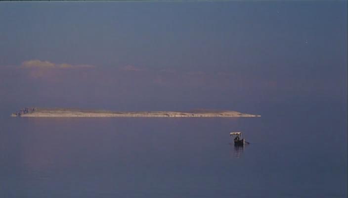 《白草地》剧照第30张图片 《白草地》剧照第30张图片