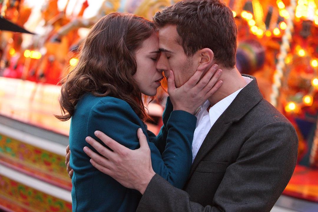 《情靡半生》剧照第1张图片 《情靡半生》剧照第1张图片