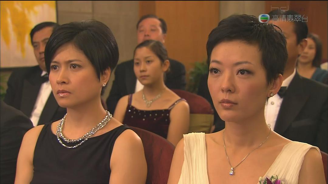 《珠光宝气》海报第31张图片