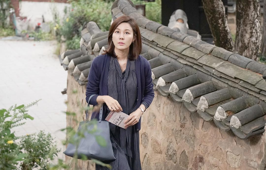 《通往机场的路》海报第57张图片