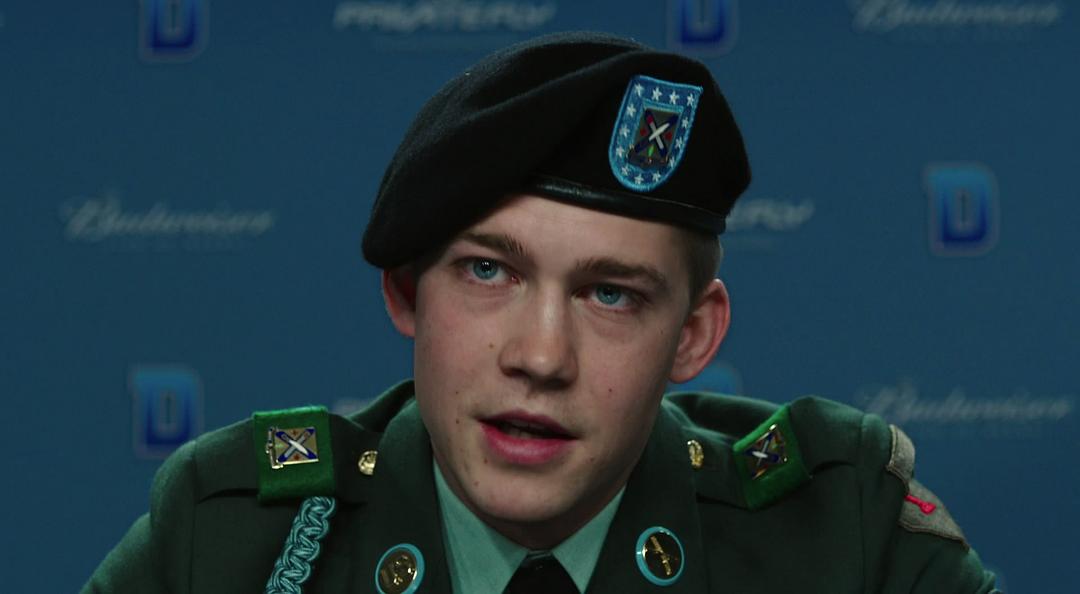 《比利·林恩的中场战事》海报第49张图片