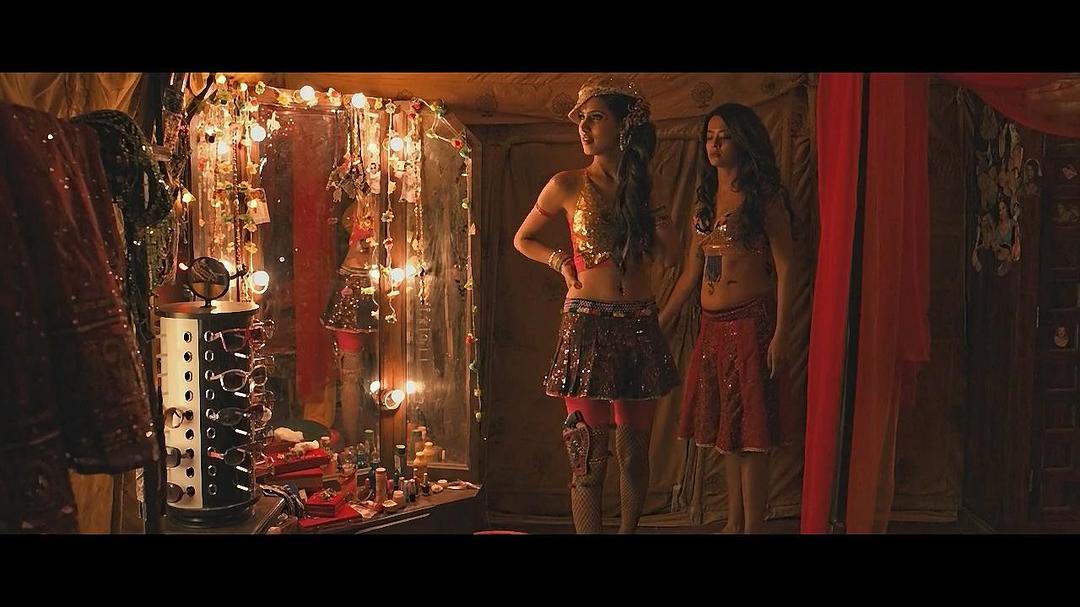 《炙热》海报第38张图片