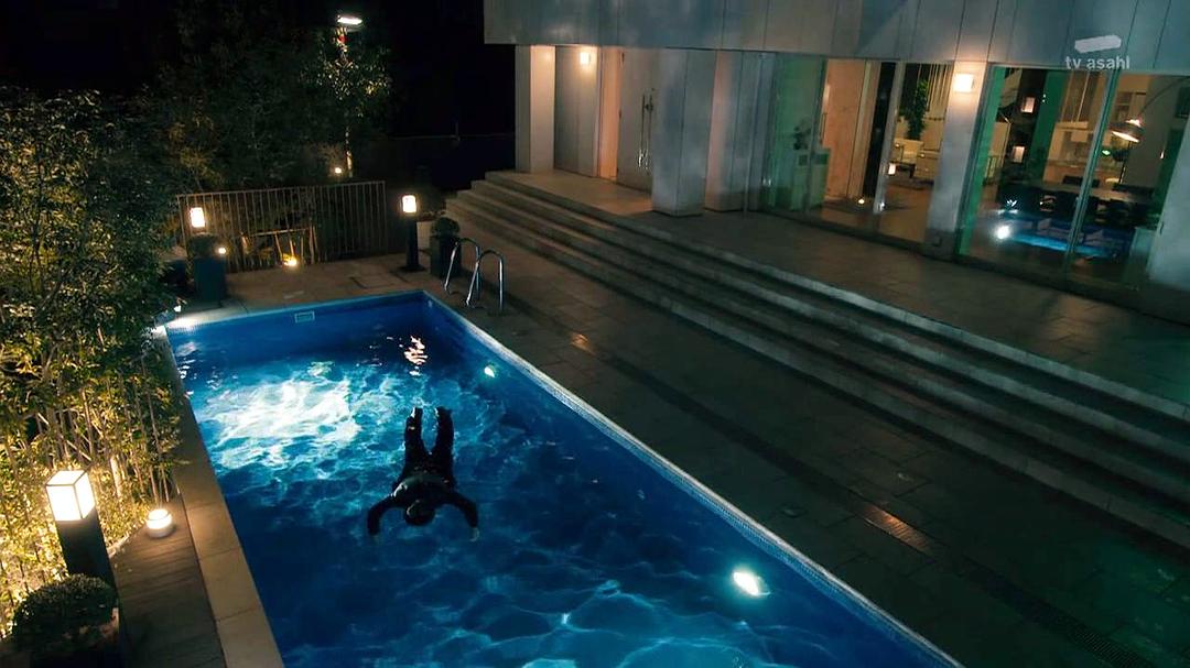 《紧急审讯室2》海报第36张图片