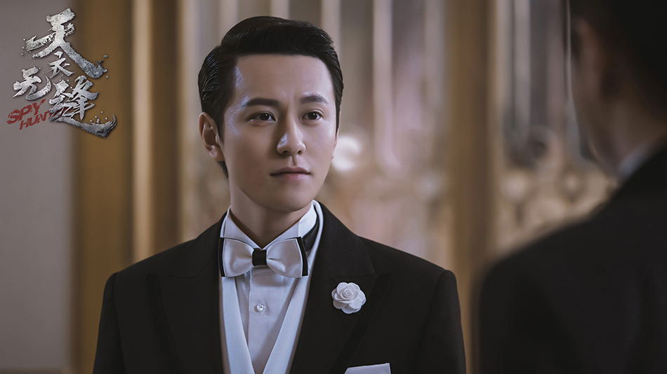 秦俊杰饰资历平