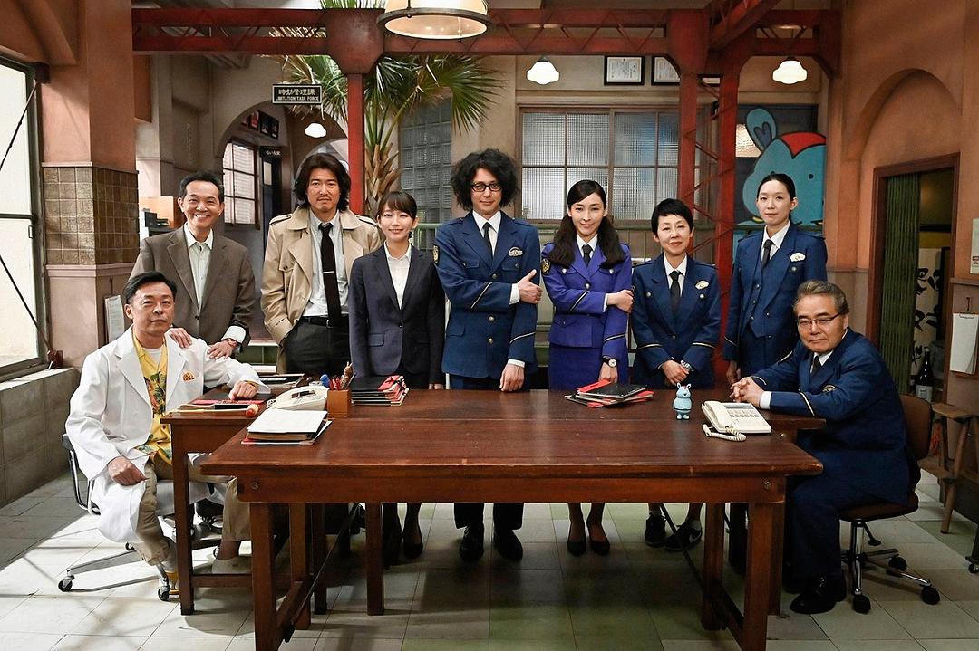 《时效警察开始了》海报第3张图片