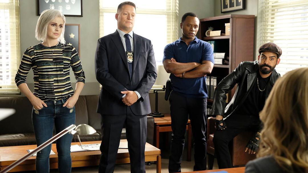 《我是僵尸第五季》海报第2张图片