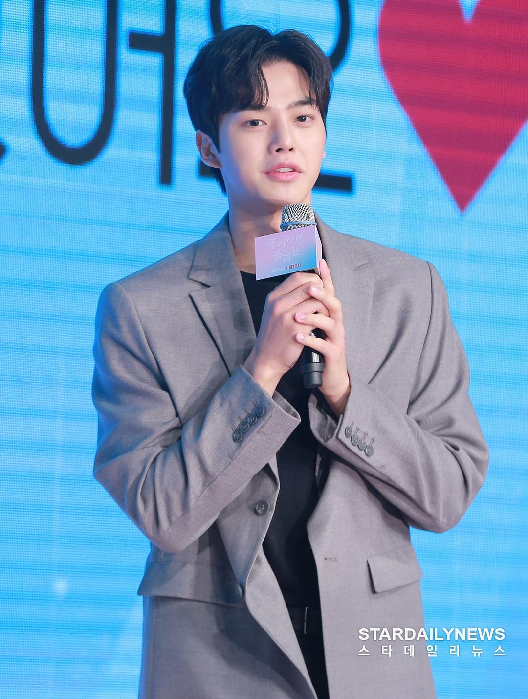 《喜欢的话请响铃》海报第24张图片