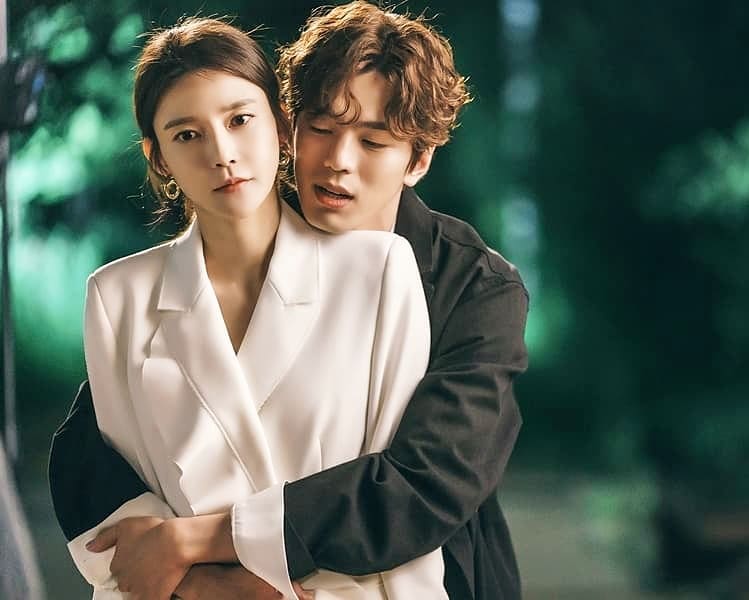 《香水》海报第1张图片