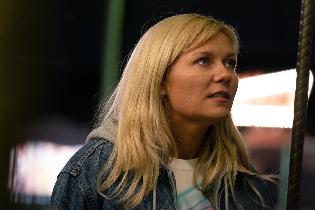 《佛州中部上帝养成史》海报第7张图片 《佛州中部上帝养成史》海报第7张图片