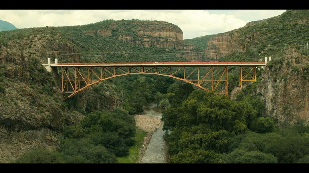 《毒枭：墨西哥第二季》剧照第40张图片