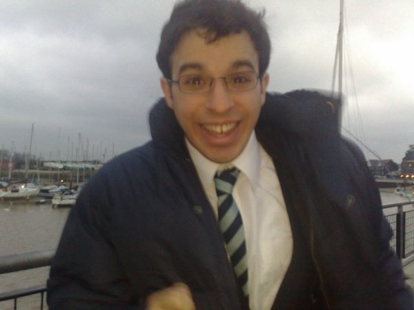 《中间人第三季》剧照