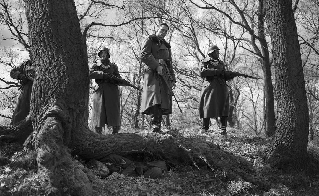 《冒牌上尉》剧照