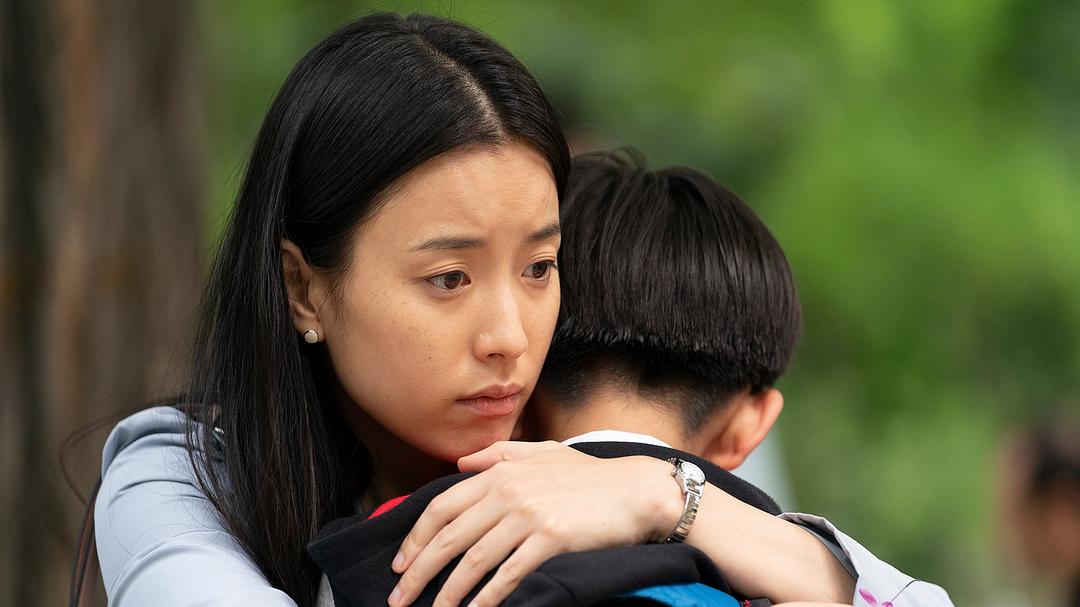 《绊脚石》剧照第14张图片