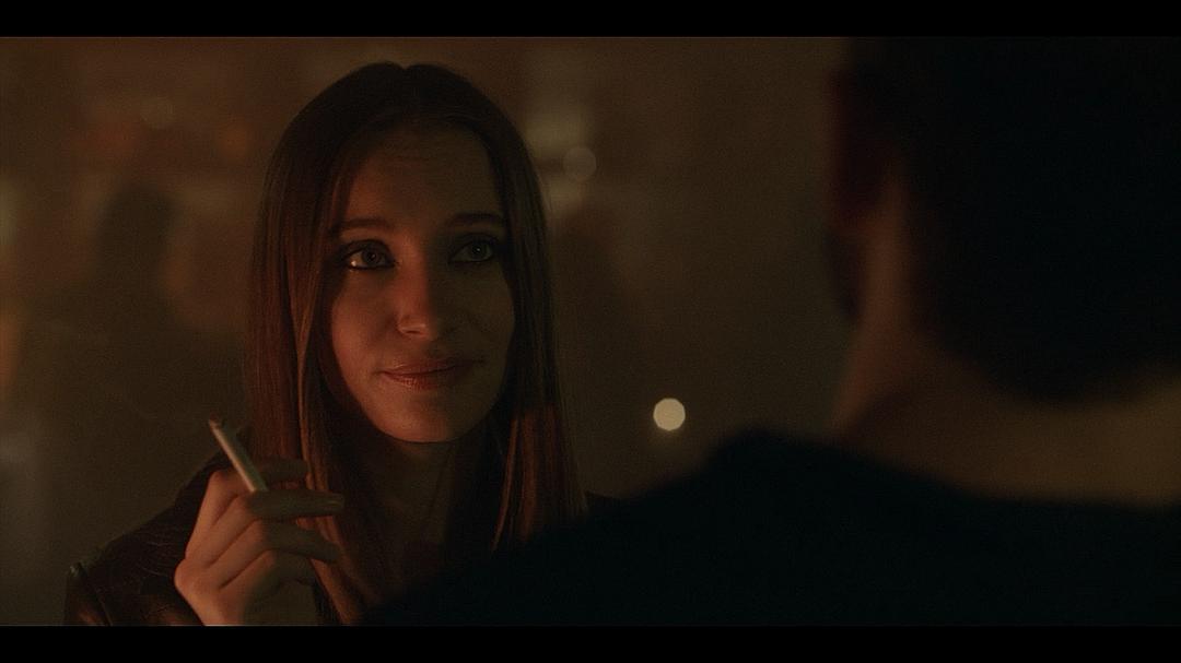 《绊脚石》剧照第36张图片