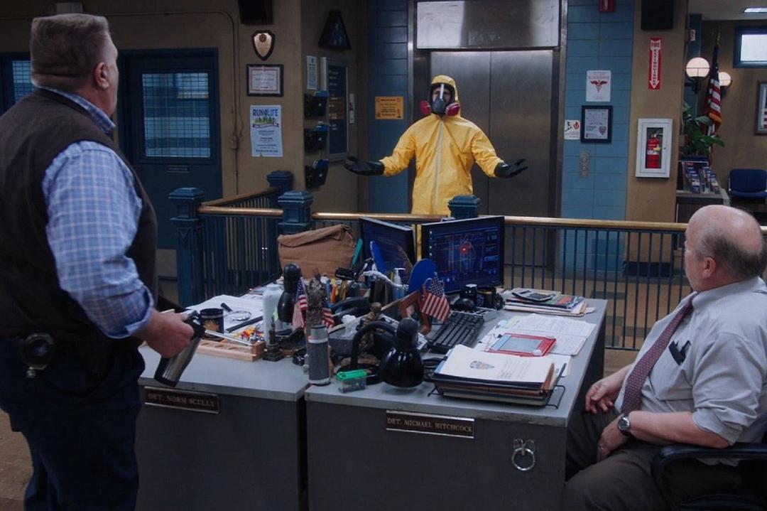 《神烦警探第七季》剧照第50张图片