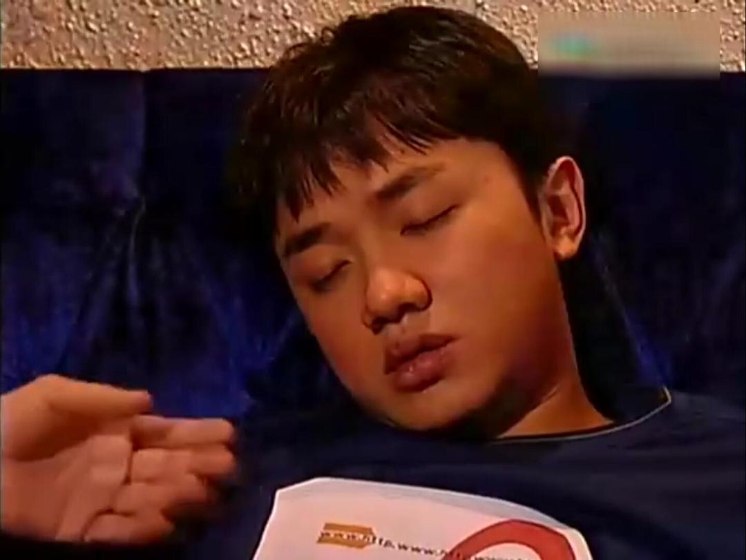 《同事三分亲》海报第50张图片 《同事三分亲》海报第50张图片