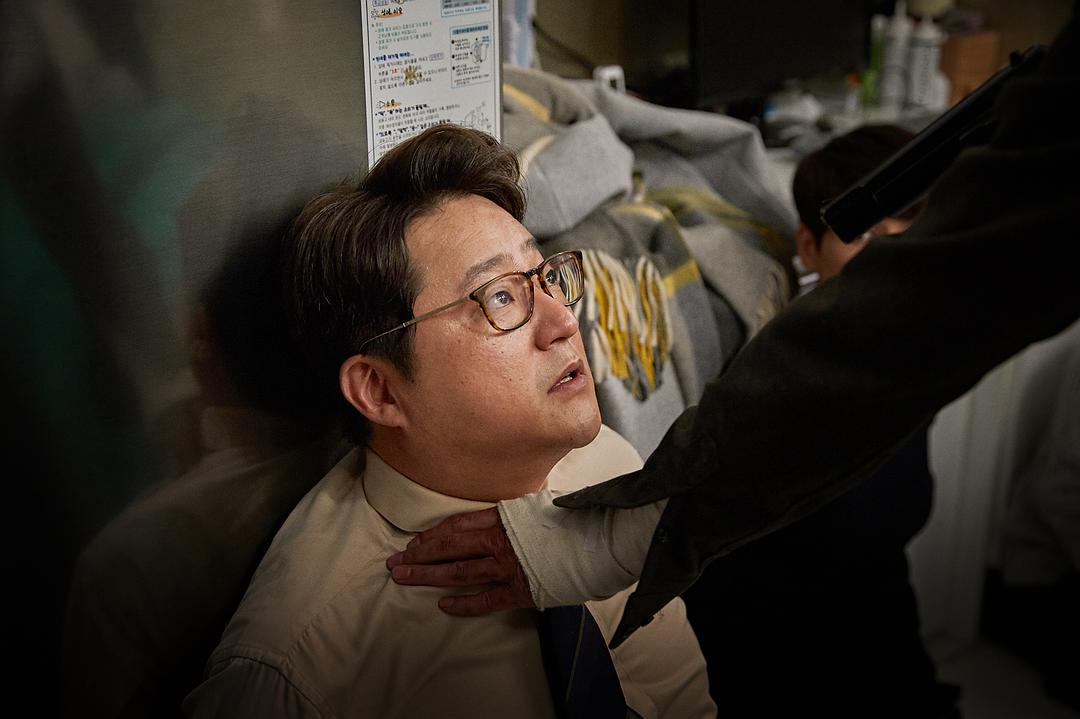 《铁雨》海报第55张图片 《铁雨》海报第55张图片