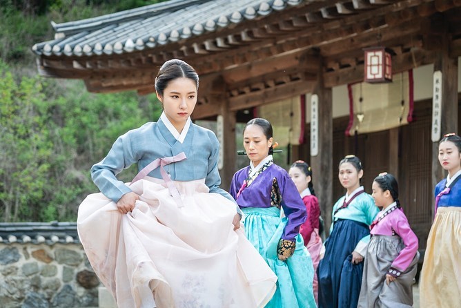 《新入史官丘海昤》海报第21张图片 《新入史官丘海昤》海报第21张图片