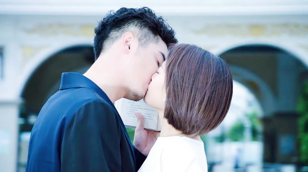 《上锁的房间》剧照第1张图片 《上锁的房间》剧照第1张图片