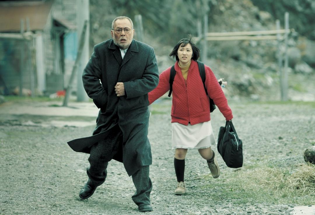 《与春同行》海报第1张图片 《与春同行》海报第1张图片